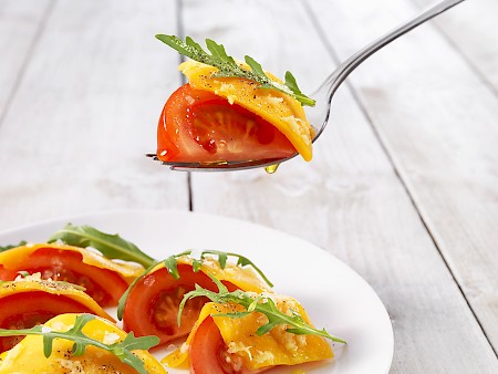 Tomate, Mango, frischer Ingwer und Meersalz